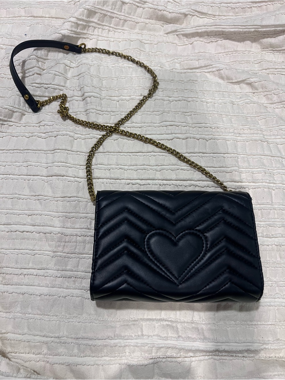 Black Quilted Heart Chain Crossbody Bag